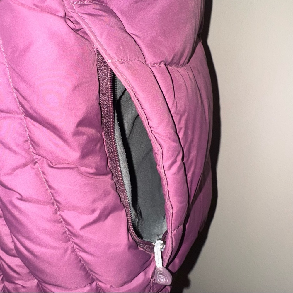 Mountain Hardwear Purple Puffer Jacket with Quilted Design Large - Picture 8 of 11